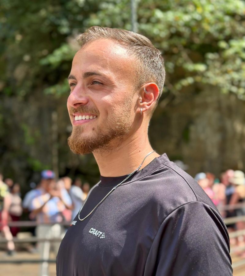 WhatsApp Image 2025-11-06 at 23.07.54