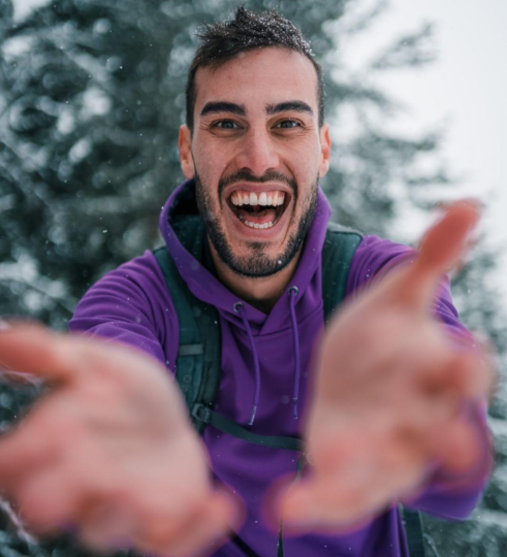 סוכנות ייצוג משפעינים EIGHT 2